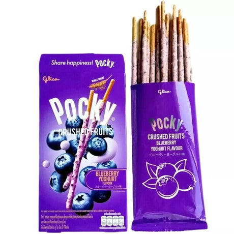 GLICO traškios lazdelės "POCKY" (mėlynių jogurto skonio)